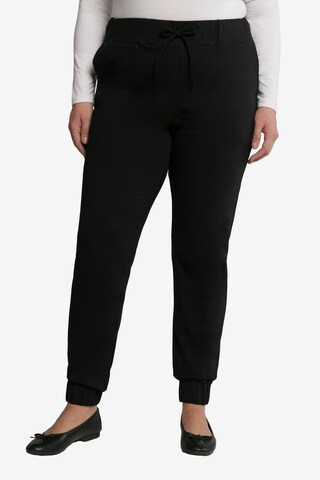 Ulla Popken Regular Pants in Black: front