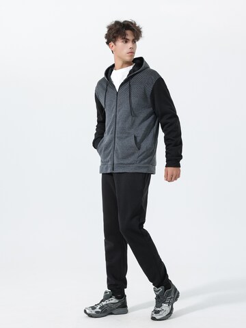 Youthup Sportanzug in Grau