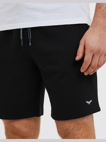 Threadbare Regular Shorts 'Bergamot' in Schwarz