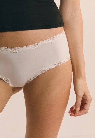 ETAM Boyshorts 'Max' in Beige