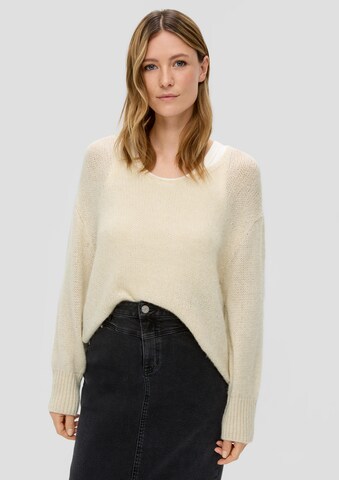 s.Oliver Sweater in Beige: front