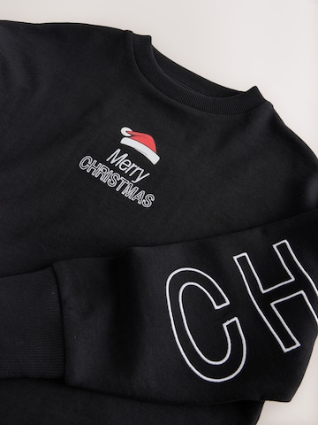 Next Shirt in Black
