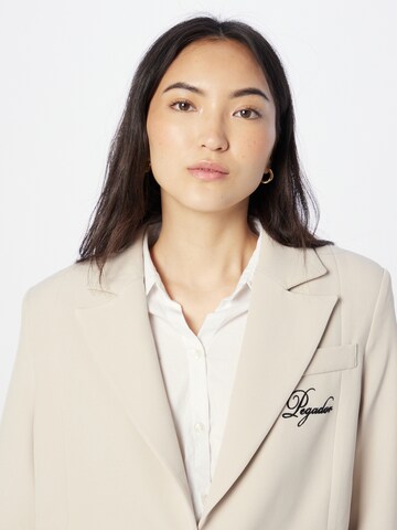 Pegador - Blazer 'NOVA' en beige