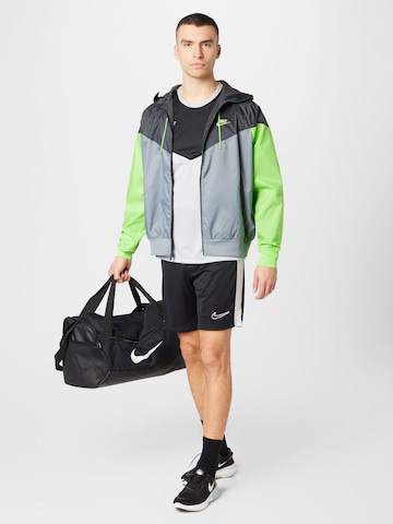 Nike Sportswear Tussenjas in Grijs