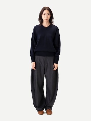 GOBI Cashmere - Pierna ancha Pantalón de pinzas 'Barrel-Leg Cashmere Pants' en gris