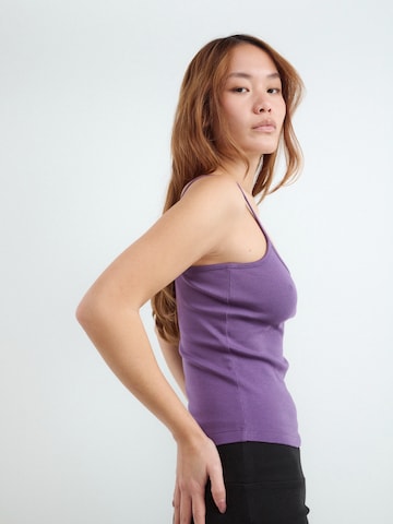 BALMOHK Toppi värissä lila