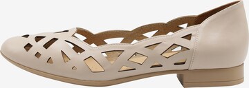 Usha Ballet Flats in Beige: front