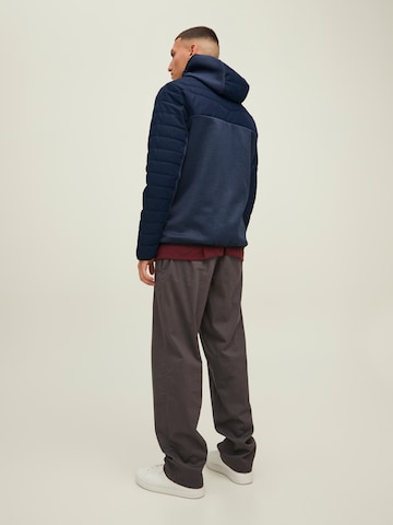 JACK & JONES Prehodna jakna 'BERG' | modra barva