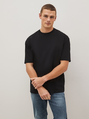 Next Shirt 'Essential' in Zwart: voorkant