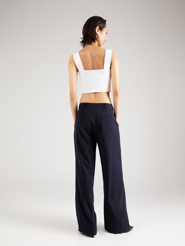 Oval Square Wide leg Pleat-Front Pants 'Idris' in Blue