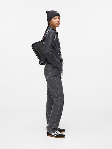 KARL LAGERFELD JEANS Válltáskák - fekete: elől