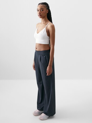 juoda NIKE Plačios klešnės Sportinės kelnės '24.7'