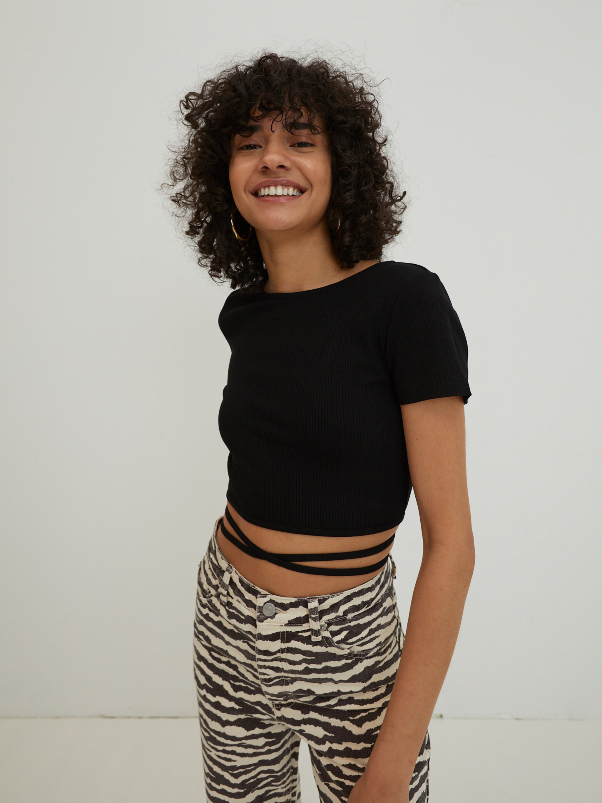 EDITED Producten Shirt 'River' Zwart