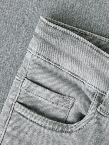 NAME IT - Pierna ancha Vaquero 'NKFPOLLY' en gris