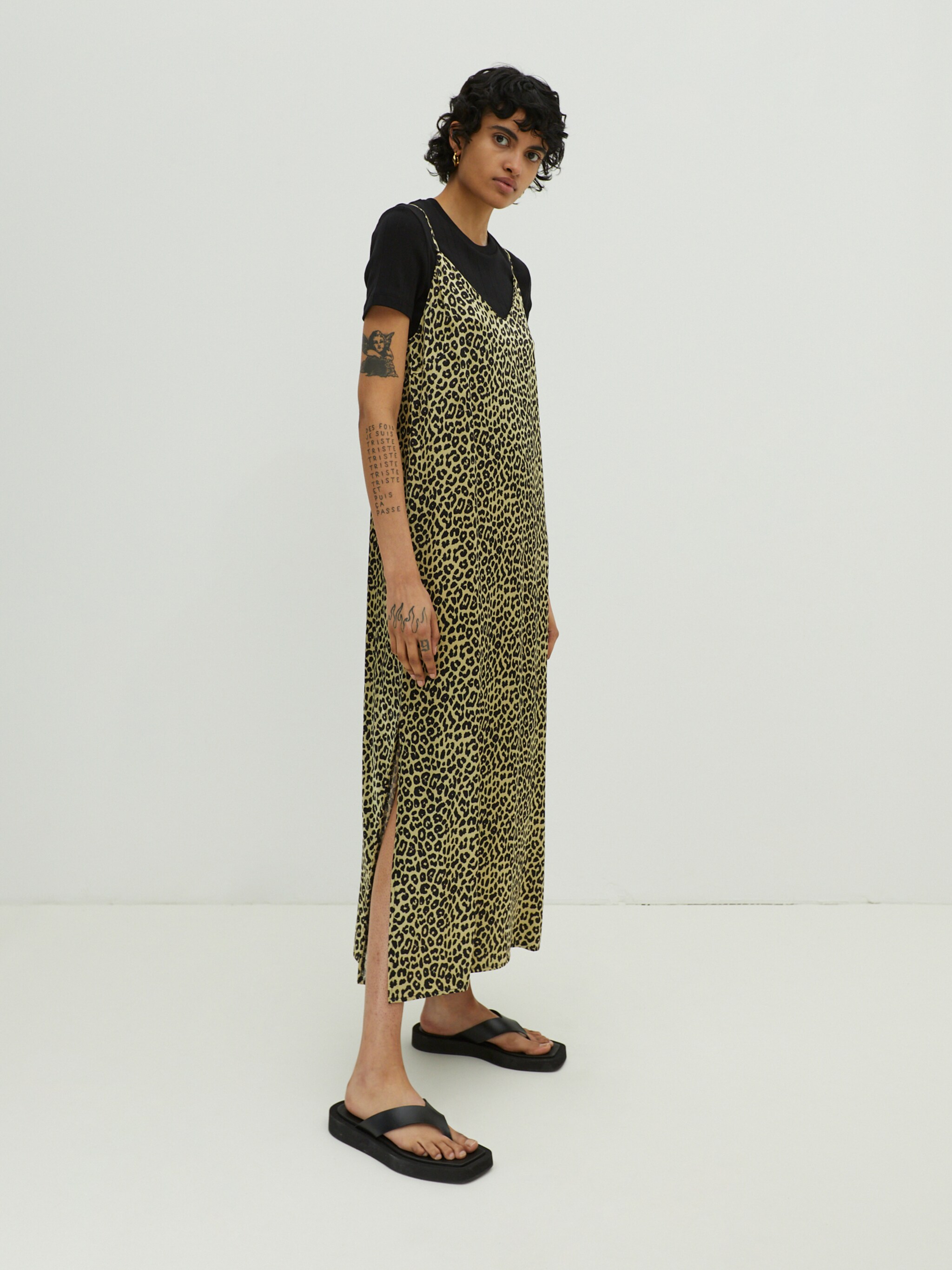 EDITED Produkte Kleid 'Amani' mischfarben