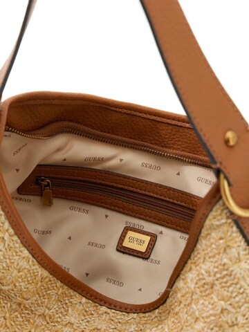 Borsa a mano 'Guess Pochettes Zalina Flap Clutch Natural/Cognac' di GUESS in marrone