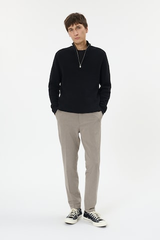 Coupe slim Pantalon chino 'Liam' Matinique en beige