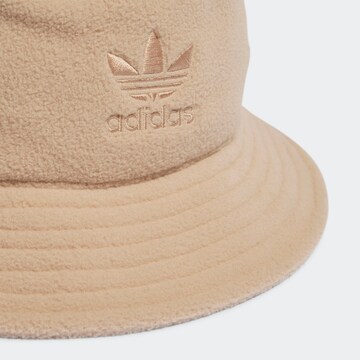 ADIDAS ORIGINALS Шапка с периферия 'Adicolor Classic Winter ' в бежово