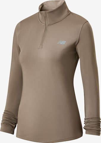 T-shirt fonctionnel new balance en marron : devant