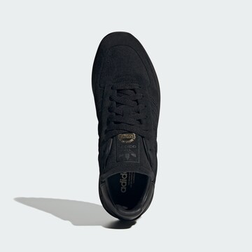 ADIDAS ORIGINALS Sneakers in Black