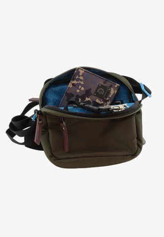Discovery Shoulder Bag in Brown