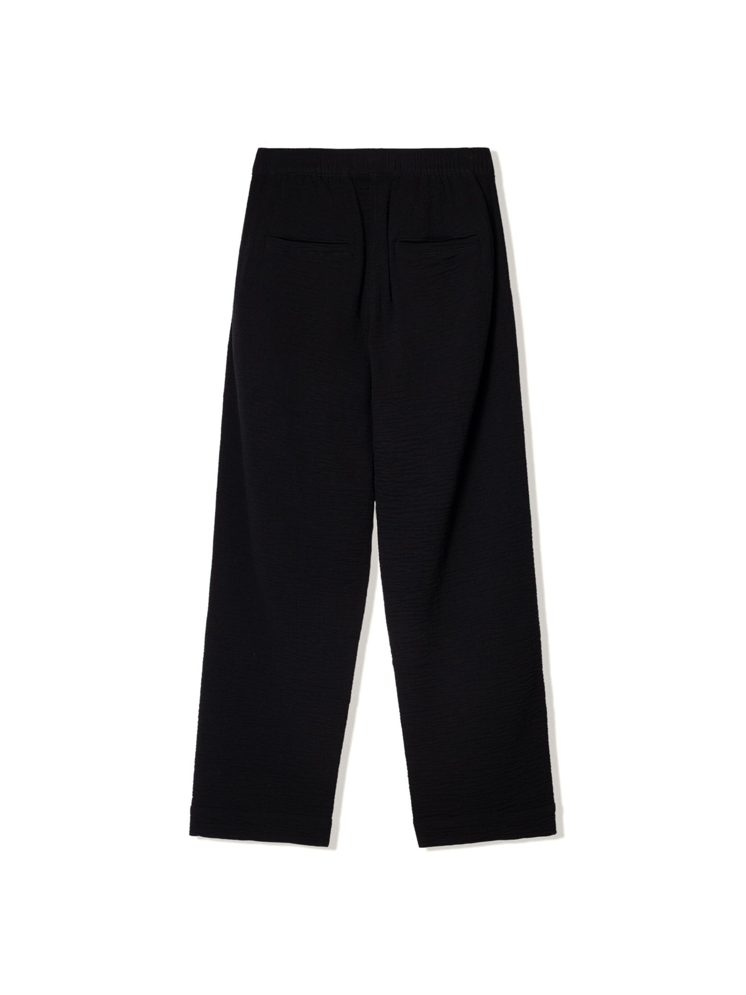 Wide leg Pantaloni di Bershka in nero