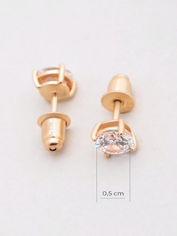 So Chic Earrings in Gold