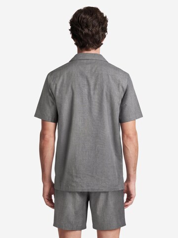 SEIDENSTICKER Pyjama kort 'Classic Fil a Fil' in Grijs