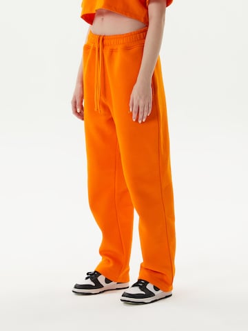 Ossy Homer Loosefit Sporthose 'Heavy Cotton 450 GSM N1Y013' in Orange
