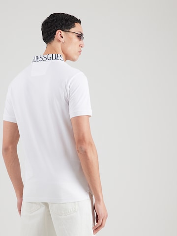 GUESS - Camiseta 'NOLAN' en blanco