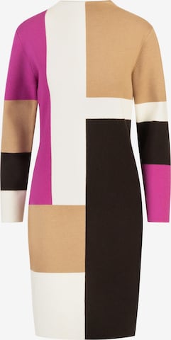 APART Knitted dress in Mixed colors: front