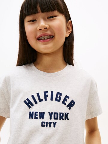 TOMMY HILFIGER Футболка в Белый
