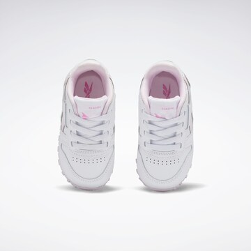 Reebok Sneakers in White