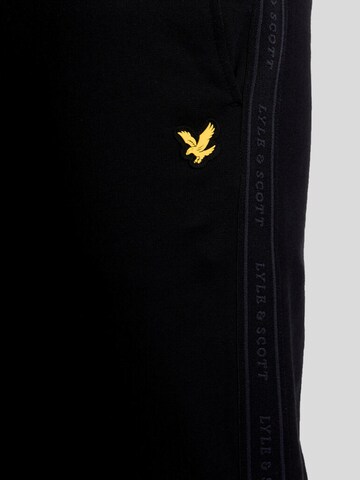 Lyle & Scott Regular Chino Pants in Black