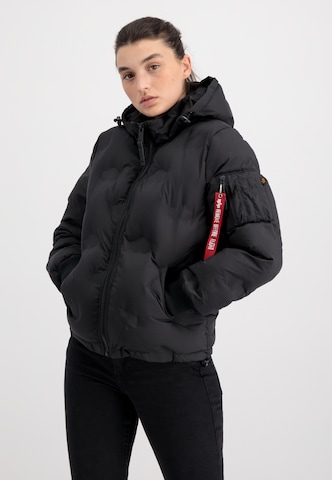 ALPHA INDUSTRIES Übergangsjacke 'Flight Jacket Hooded Logo Puffer Wmn' in Schwarz