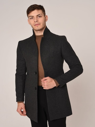 Antioch Between-seasons coat in Yellow