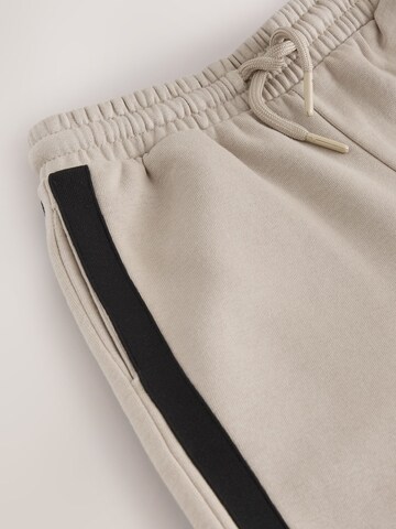 Next - Tapered Pantalón en gris