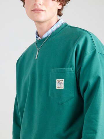 Kaotiko Sweatshirt 'CREW POCKET LOOK INSIDE' in Green
