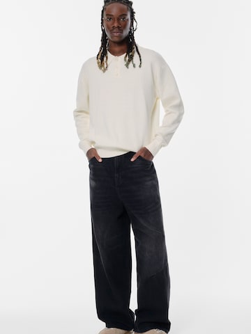 Pull&Bear Pulover | bela barva