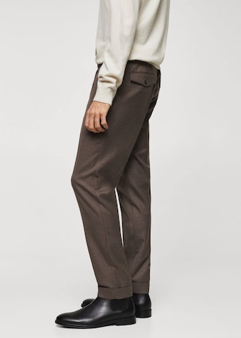 MANGO MAN Regular Pleat-Front Pants 'Marius' in Brown