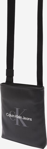 Calvin Klein Jeans - Bolso de hombro en negro