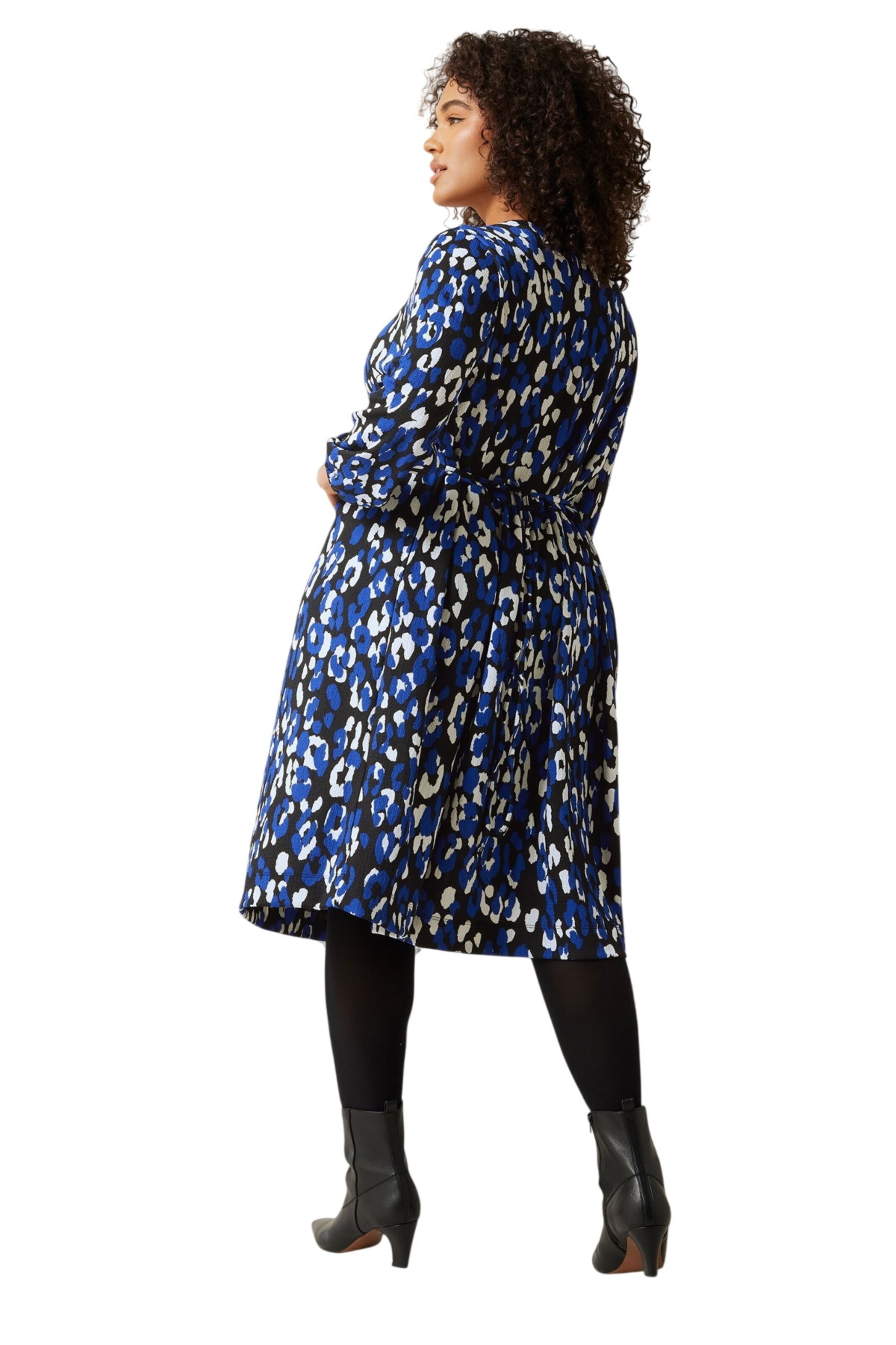 Stil Diva Dress in Black