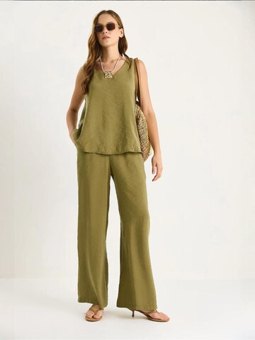 Bianco Lucci Pantsuit in Green