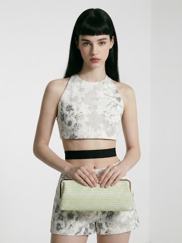 Borsa a mano 'Borsa a mano Kassandra Orlanda Plus - Chiusura fibbia, tessuto jacquard geometrico' di Kassandra in verde