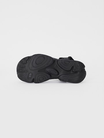 CAMPER Trekking sandal 'Karst' in Black