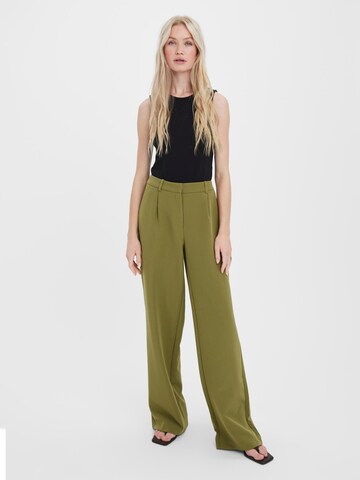 Vero Moda Collab Loosefit Hose 'Tinamaria' in Grün