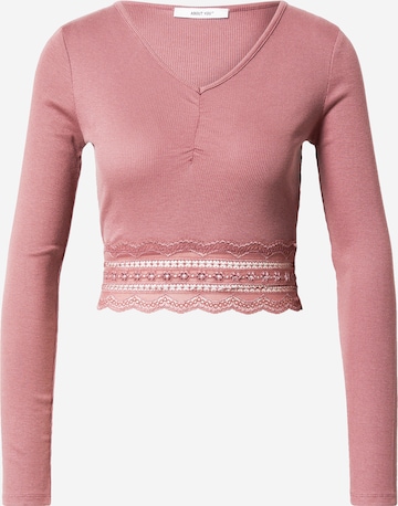 ABOUT YOU Shirt 'Nicola' in Pink: front