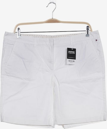 TOMMY HILFIGER Shorts in 4XL in White: front