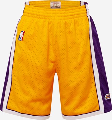 Mitchell & Ness Loose fit Pants 'LOS ANGELES LAKERS ' in Yellow: front