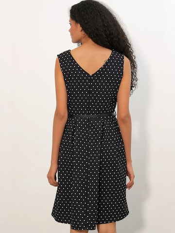 Bigdart Dress in Black